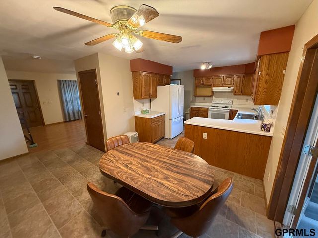 300 N King Street, Cedar Bluffs, NE 68015