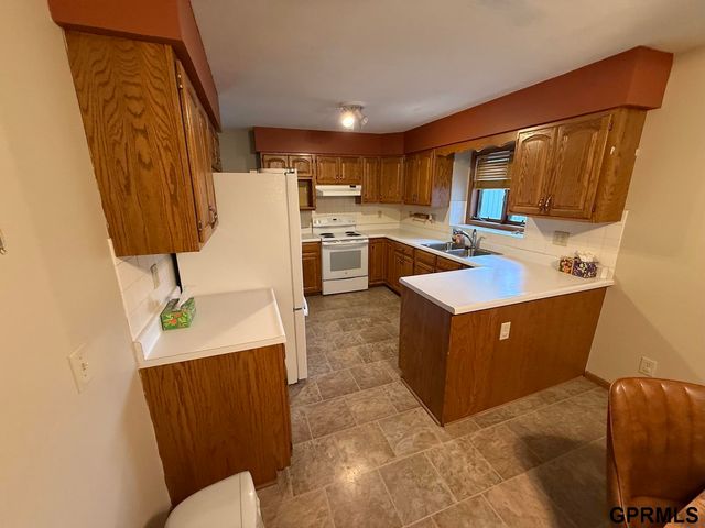 300 N King Street, Cedar Bluffs, NE 68015