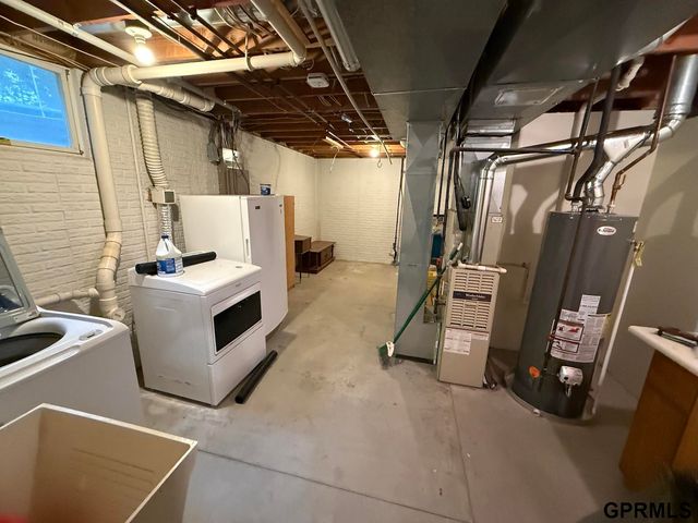 300 N King Street, Cedar Bluffs, NE 68015