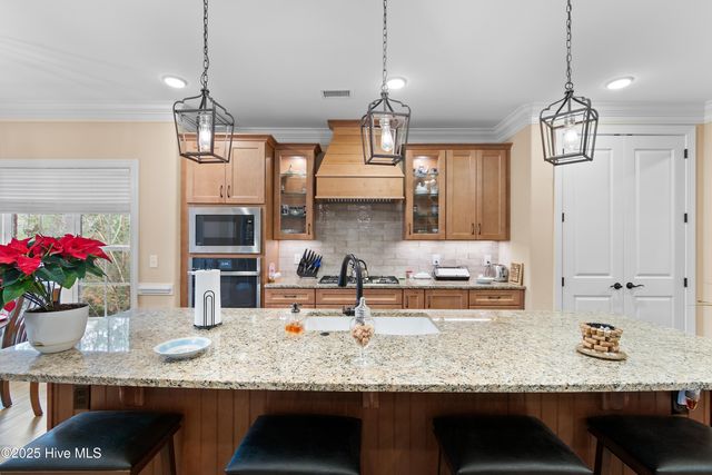 6482 Kirkwall Point SW, Ocean Isle Beach, NC 28469