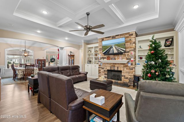 6482 Kirkwall Point SW, Ocean Isle Beach, NC 28469