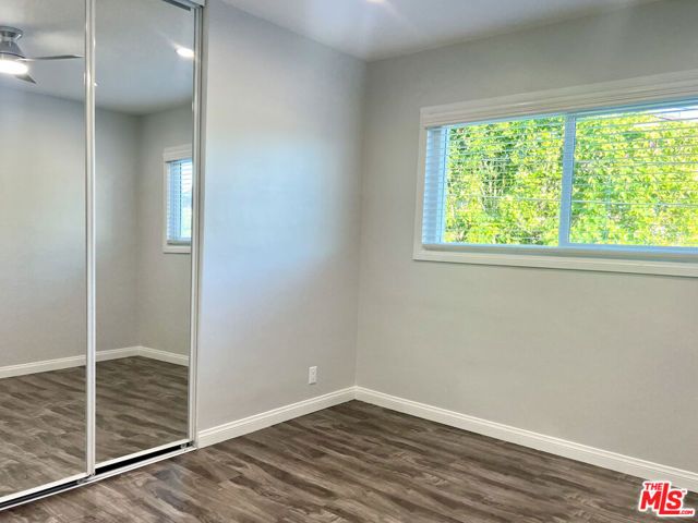 624 N TOLUCA PARK Drive E, Burbank, CA 91505