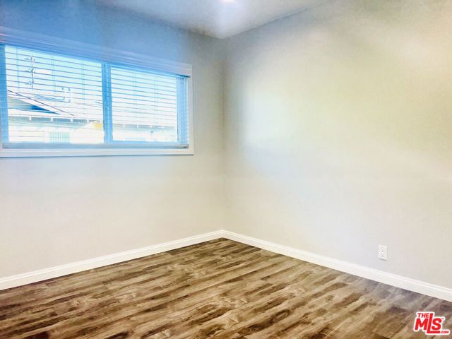 624 N TOLUCA PARK Drive E, Burbank, CA 91505