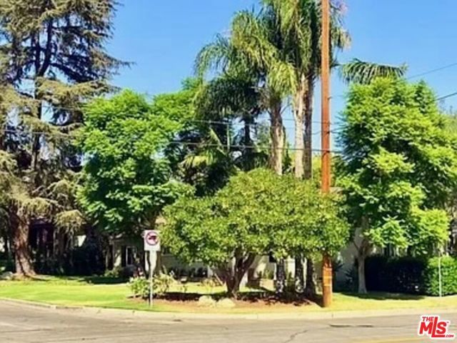 624 N TOLUCA PARK Drive E, Burbank, CA 91505