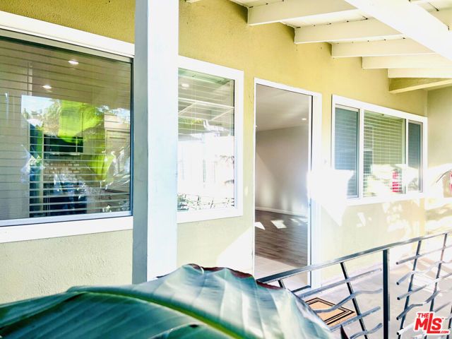 624 N TOLUCA PARK Drive E, Burbank, CA 91505