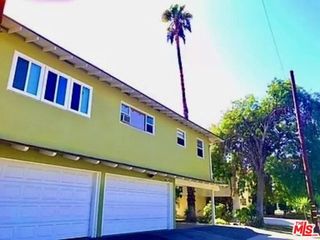 624 N TOLUCA PARK Drive E, Burbank, CA 91505
