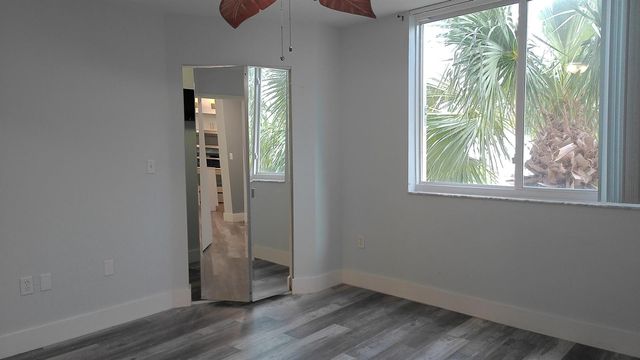 1000 Scotia Drive 304, Hypoluxo, FL 33462