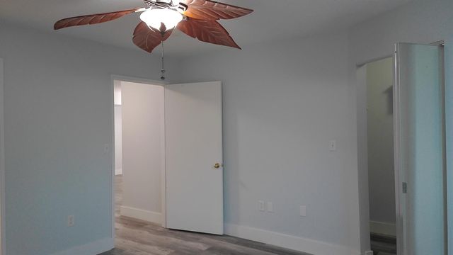 1000 Scotia Drive 304, Hypoluxo, FL 33462
