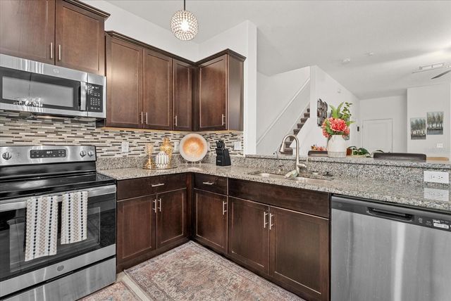 10426 SHADY PRESERVE DRIVE, Riverview, FL 33578