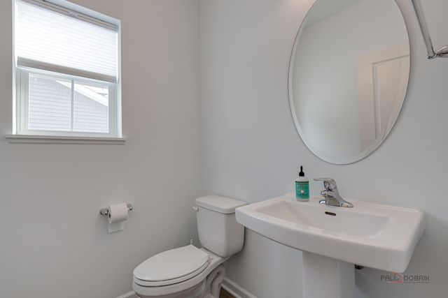 2490 Olivia Court, Wauconda, IL 60084