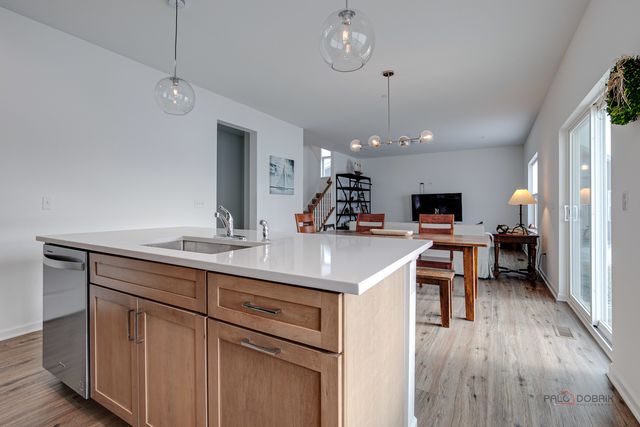 2490 Olivia Court, Wauconda, IL 60084