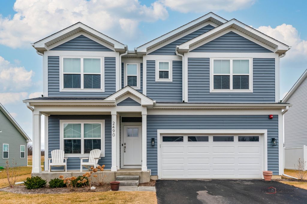 2490 Olivia Court, Wauconda, IL 60084
