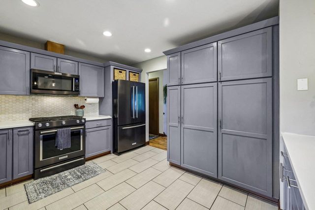 2789 Ruffian Circle, Cottage Grove, WI 53527