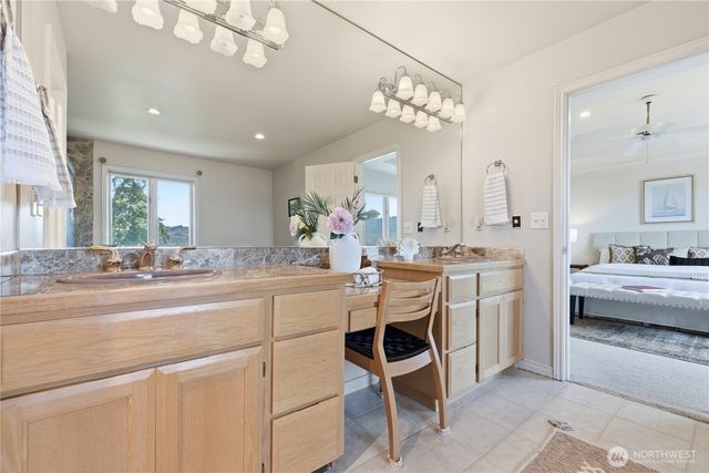 4123 205 Avenue SE, Sammamish, WA 98075