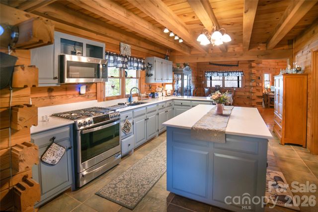 4021 & 4022 Johns River Road, Morganton, NC 28655