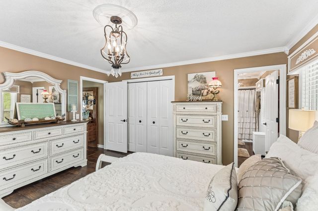 40 Lentz Rd, Summertown, TN 38483