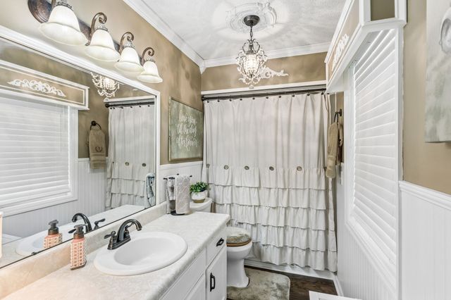 40 Lentz Rd, Summertown, TN 38483