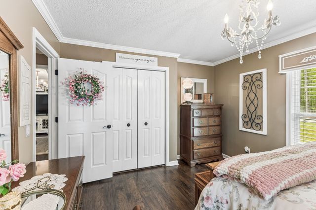 40 Lentz Rd, Summertown, TN 38483