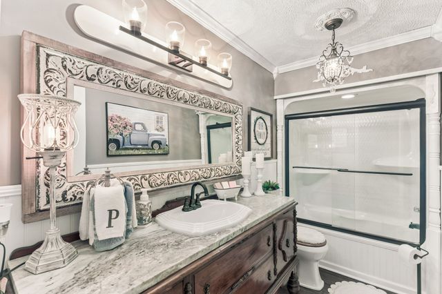 40 Lentz Rd, Summertown, TN 38483