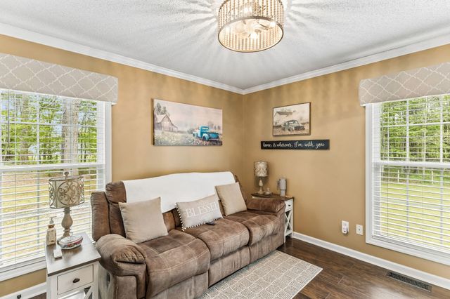 40 Lentz Rd, Summertown, TN 38483