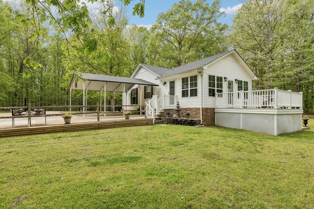 40 Lentz Rd, Summertown, TN 38483