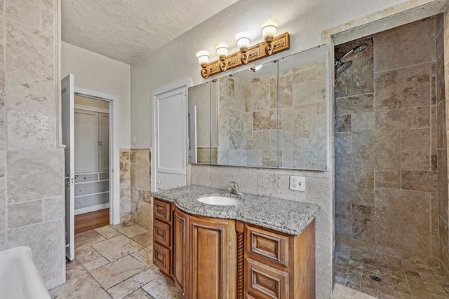 540 57th St., Oakland, CA 94609