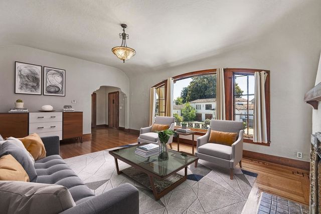 540 57th St., Oakland, CA 94609