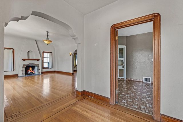 540 57th St., Oakland, CA 94609