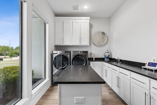 8626 Woods Hollow Trail, Fulshear, TX 77406