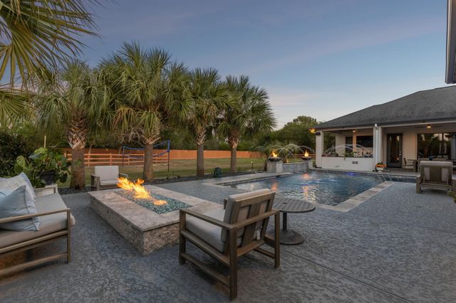 8626 Woods Hollow Trail, Fulshear, TX 77406