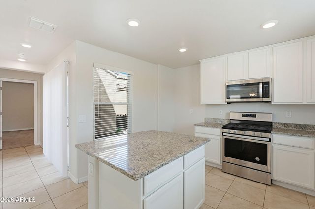 3935 S 82nd Drive, Phoenix, AZ 85043