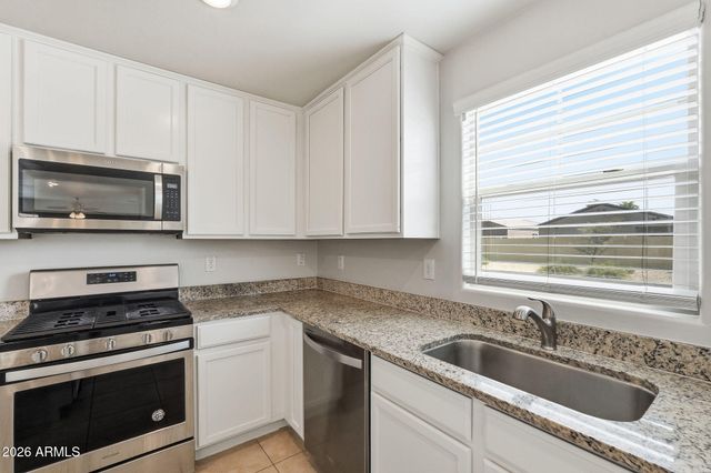 3935 S 82nd Drive, Phoenix, AZ 85043