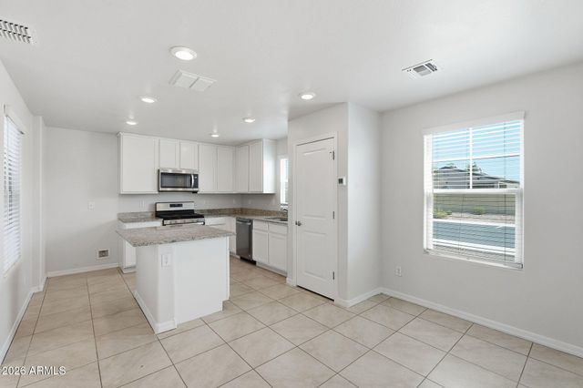 3935 S 82nd Drive, Phoenix, AZ 85043