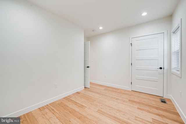 1621 LYMAN PL NE, Washington, DC 20002