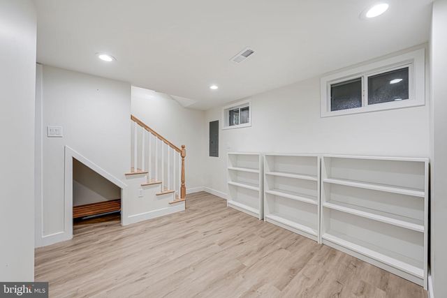 1621 LYMAN PL NE, Washington, DC 20002