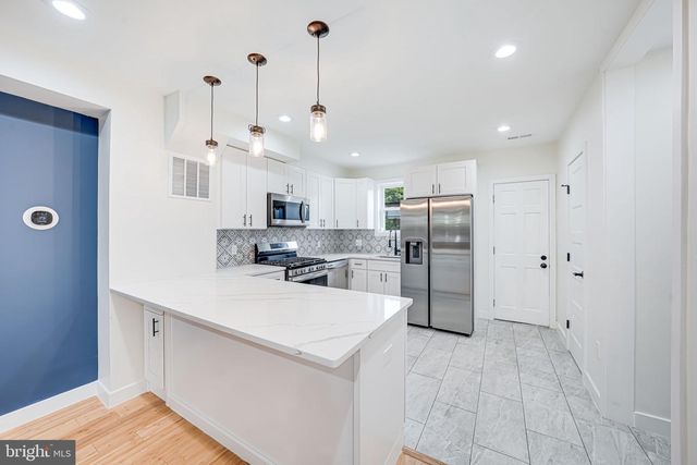 1621 LYMAN PL NE, Washington, DC 20002