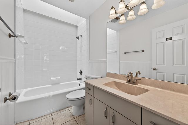 2988 SW Mariposa Circle, Palm City, FL 34990