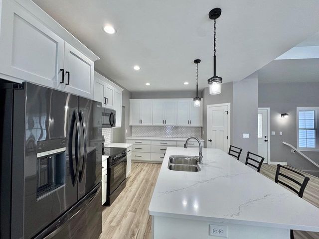 3124 TOAD ISLAND TRAIL, De Pere, WI 54115