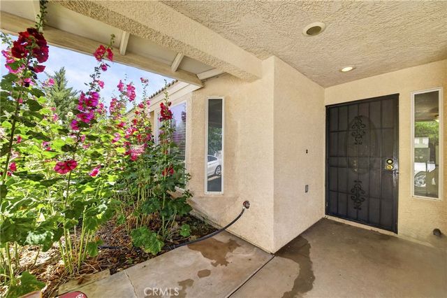9562 Cambria Court, Phelan, CA 92371