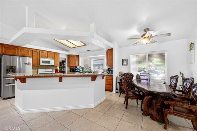 9562 Cambria Court, Phelan, CA 92371