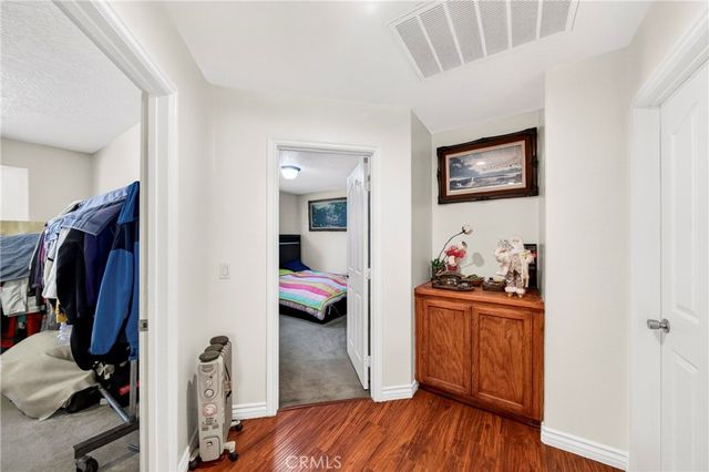 9562 Cambria Court, Phelan, CA 92371