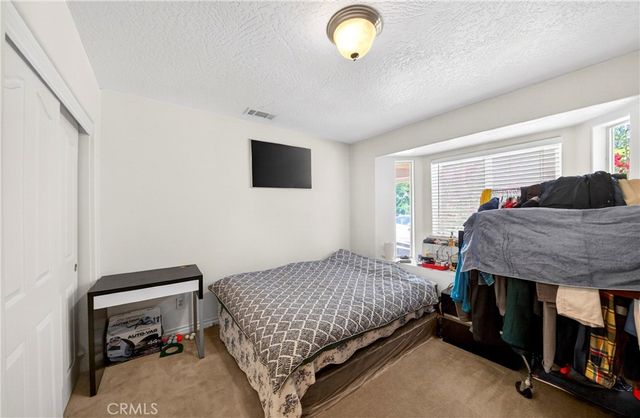 9562 Cambria Court, Phelan, CA 92371