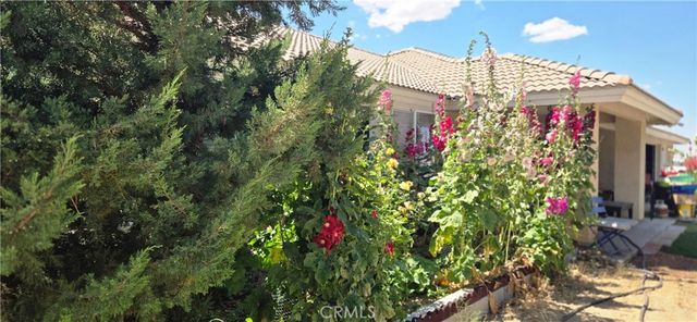 9562 Cambria Court, Phelan, CA 92371
