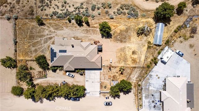 9562 Cambria Court, Phelan, CA 92371
