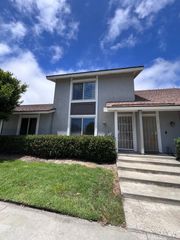6711 Sun Drive D, Huntington Beach, CA 92647