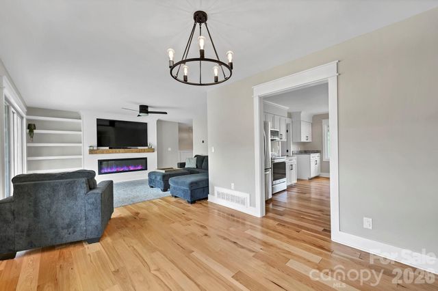 123 Turley Falls Road, Hendersonville, NC 28739