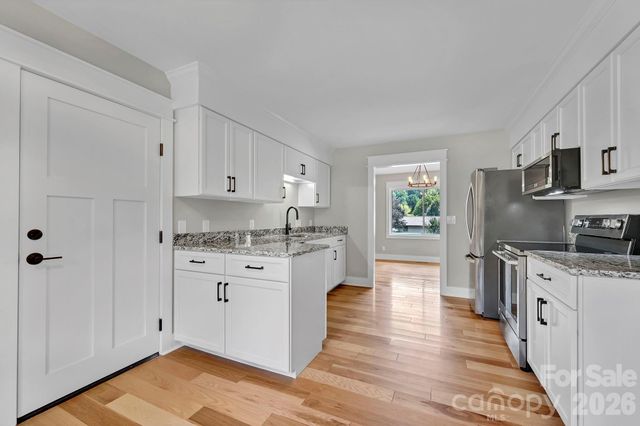 123 Turley Falls Road, Hendersonville, NC 28739