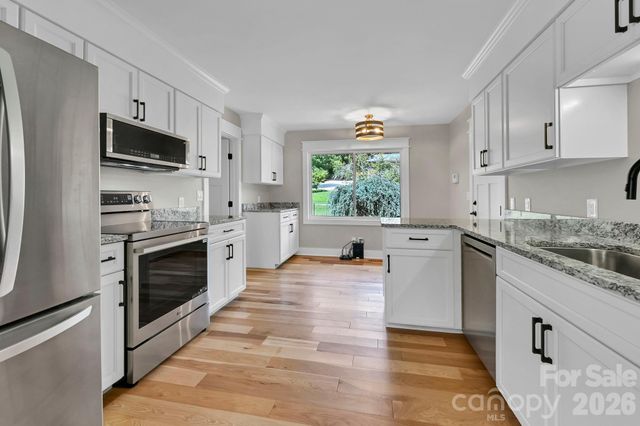 123 Turley Falls Road, Hendersonville, NC 28739