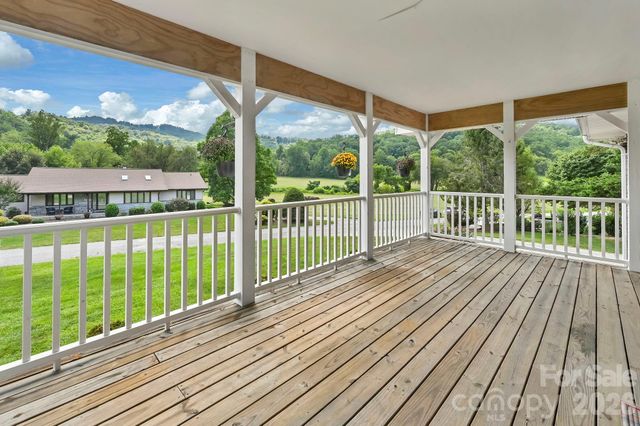 123 Turley Falls Road, Hendersonville, NC 28739