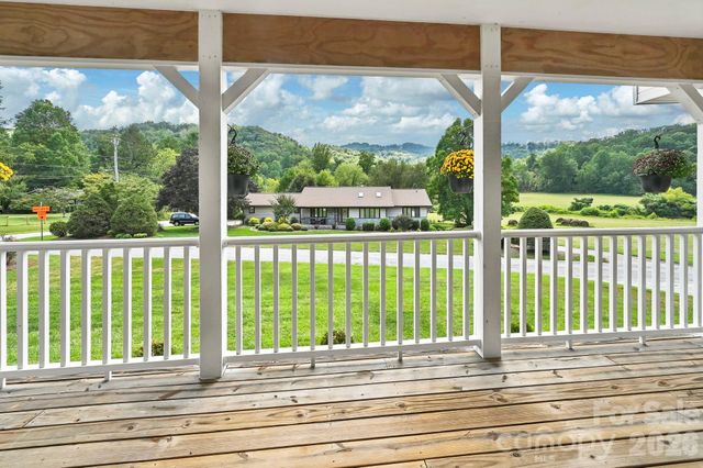 123 Turley Falls Road, Hendersonville, NC 28739